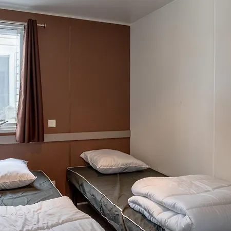Mobil-home 2 - B 4*