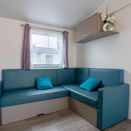 Mobil-home 2 - B 4*